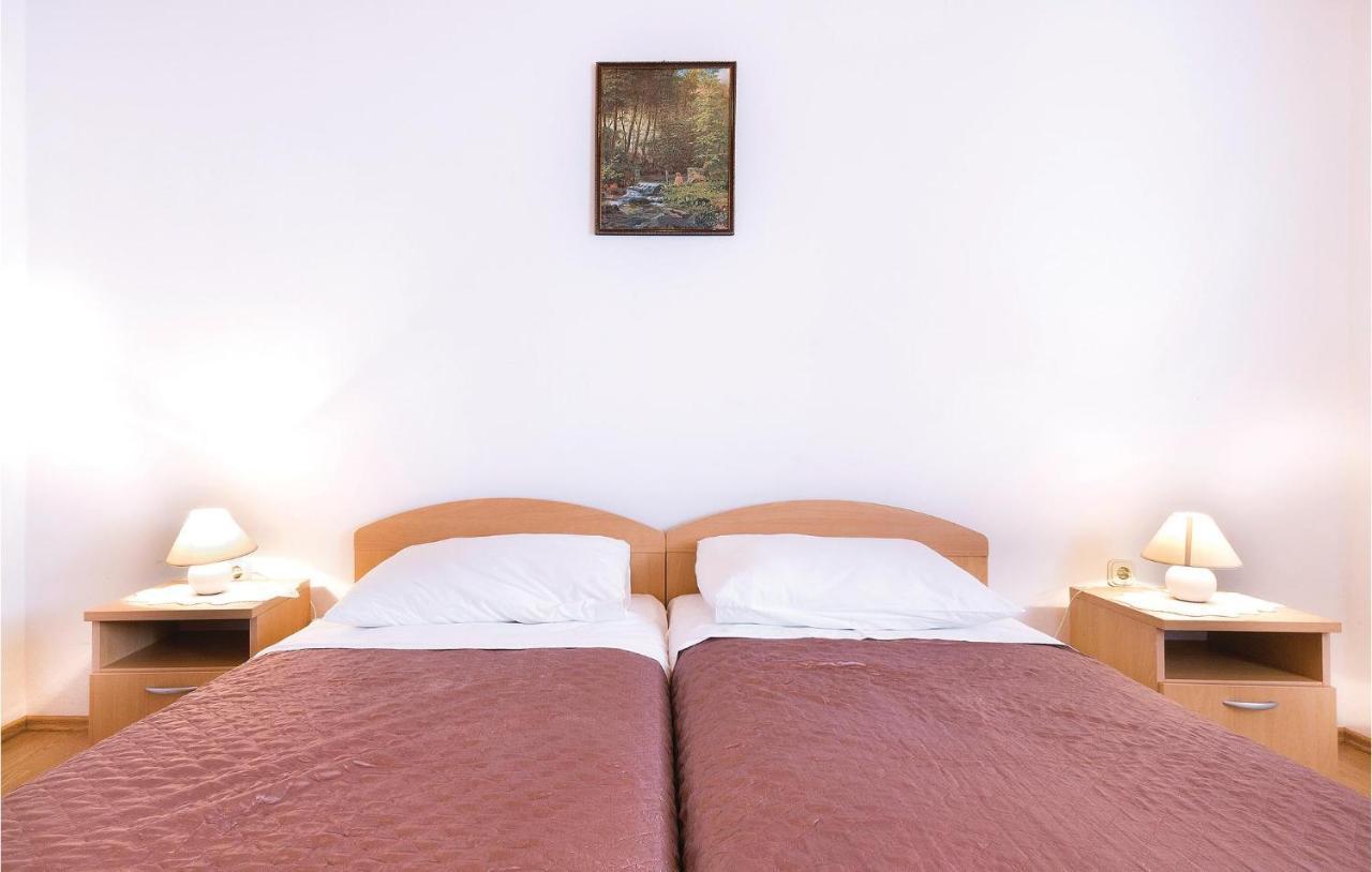 Awesome Apartment In Pula With Wifi Kültér fotó